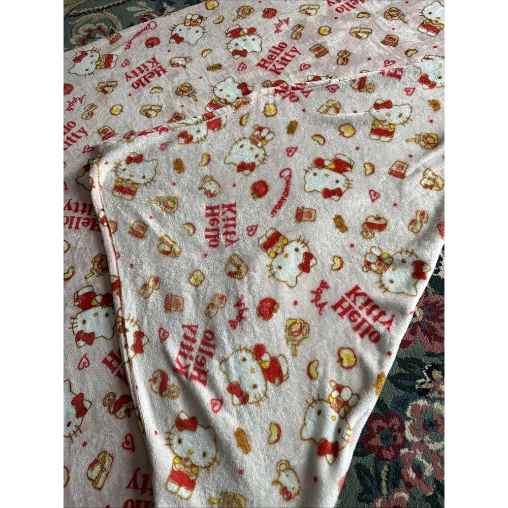 Hello Kitty Super Soft Pink Cinnamon Sanrio 60x70 Blanket Cheese Cake Cute Clean
